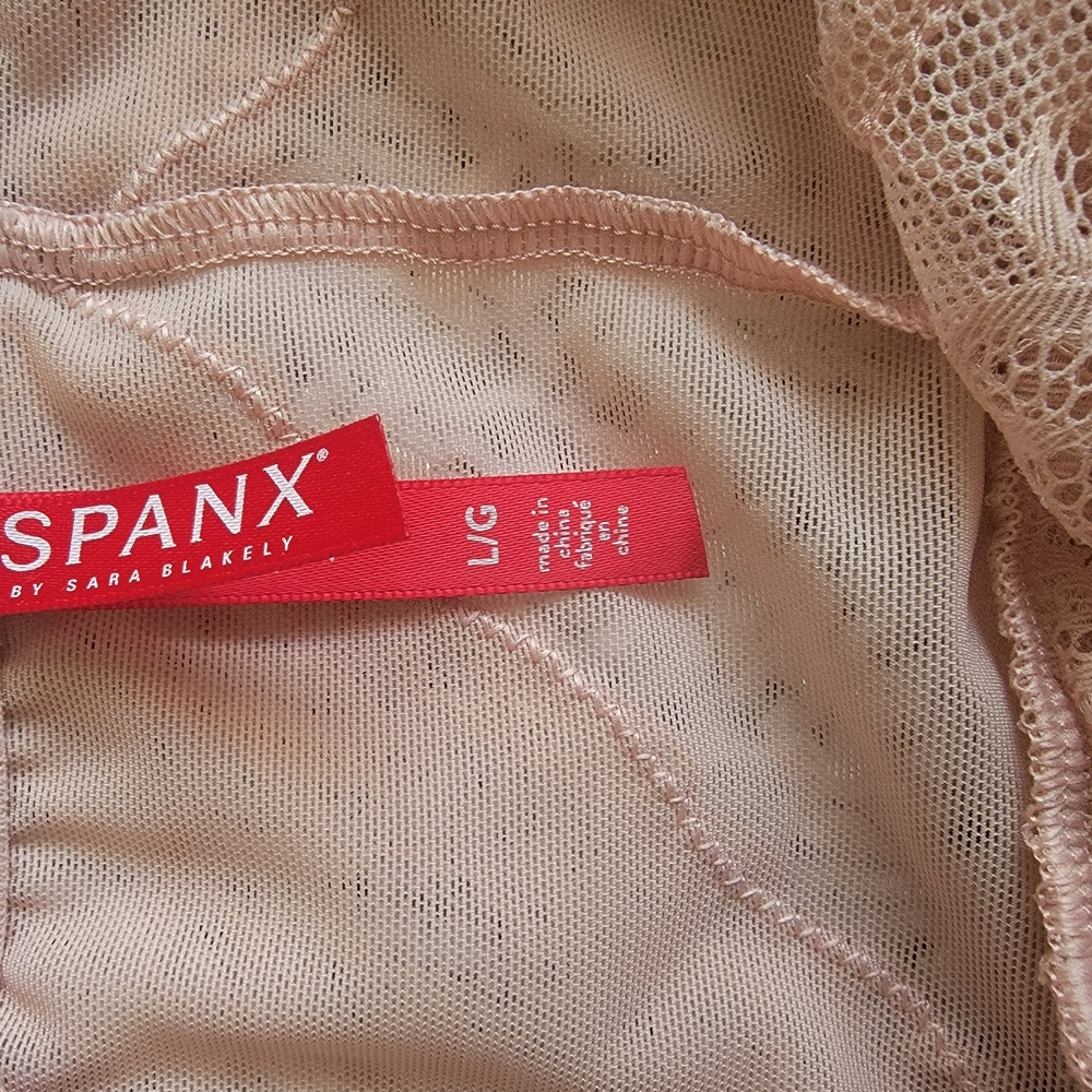 SPANX By Sara Blakely Lace Shaping Bodysuit – Nude/Blush, NEW WITHOUT Tag - Picture 2 of 4